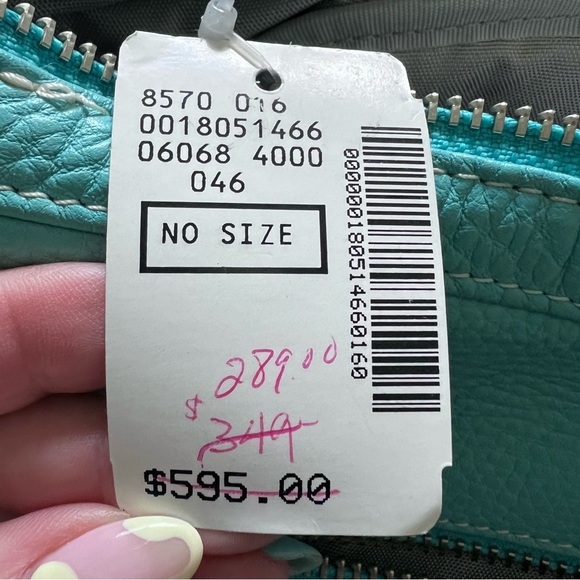 Fleurville Luxury Diaper Bag - Picture 6 of 16